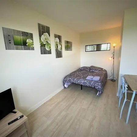 Double 23 A Apartment *